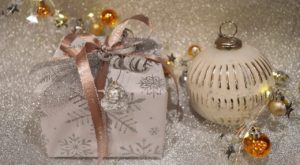 Christmas Packaging Christmas Balls  - neelam279 / Pixabay