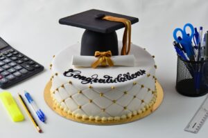 Graduation Cake Cake Dessert  - Fawaz_Sharif / Pixabay